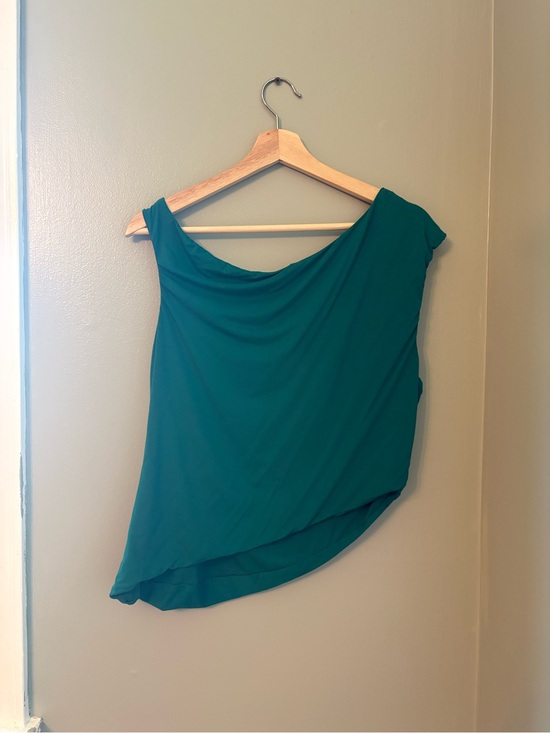 PrettyGarden Tops - Women Over the Shoulder Top